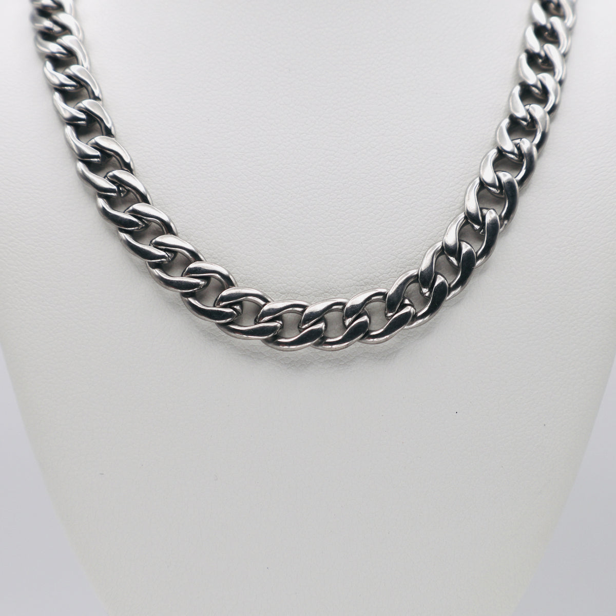 Rhodium Plated Stainless Steel 6.5 MM Curb Link Chain Necklace - 16"